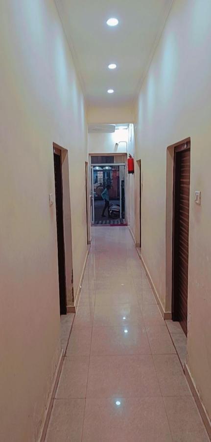 Hotel Bhagirath Benares Buitenkant foto